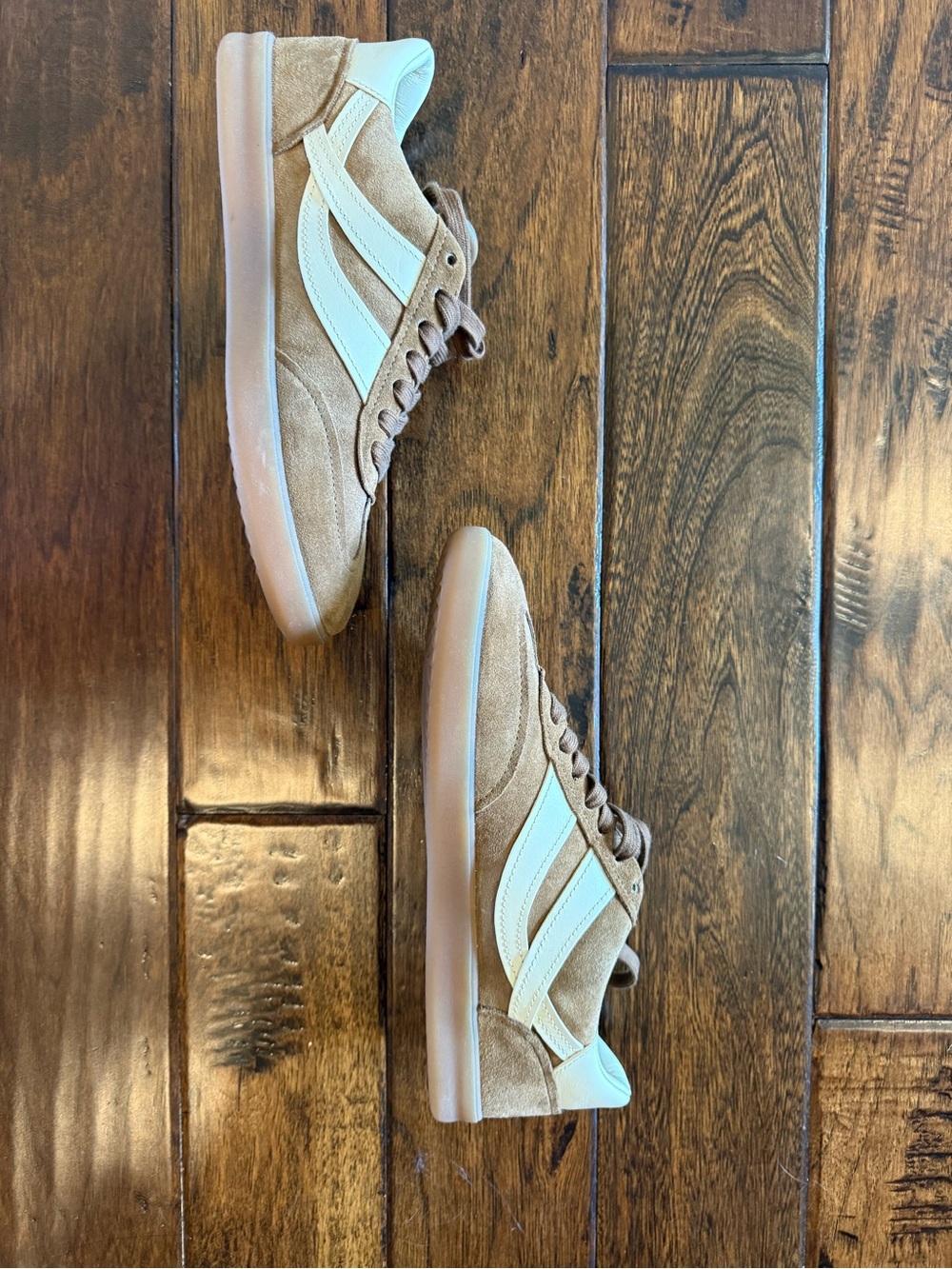 Vince Oasis Women’s Sneakers Brown Suede - Picture 3 of 8